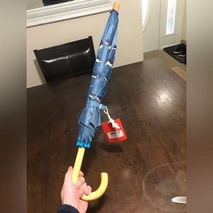 Nwt colour changing shark kids umbrella